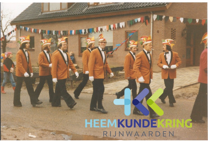 Aerdt Carnaval vlnr. Adri Pothof, Jan Jansen, Herman Wanders, W. Span ,..., Theo Wijnschenk, Jan Pothof en Theo Teunissen